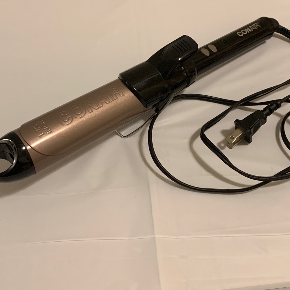 Conair Ceramic Tools 1.5-inch Curling Iron. EUC.